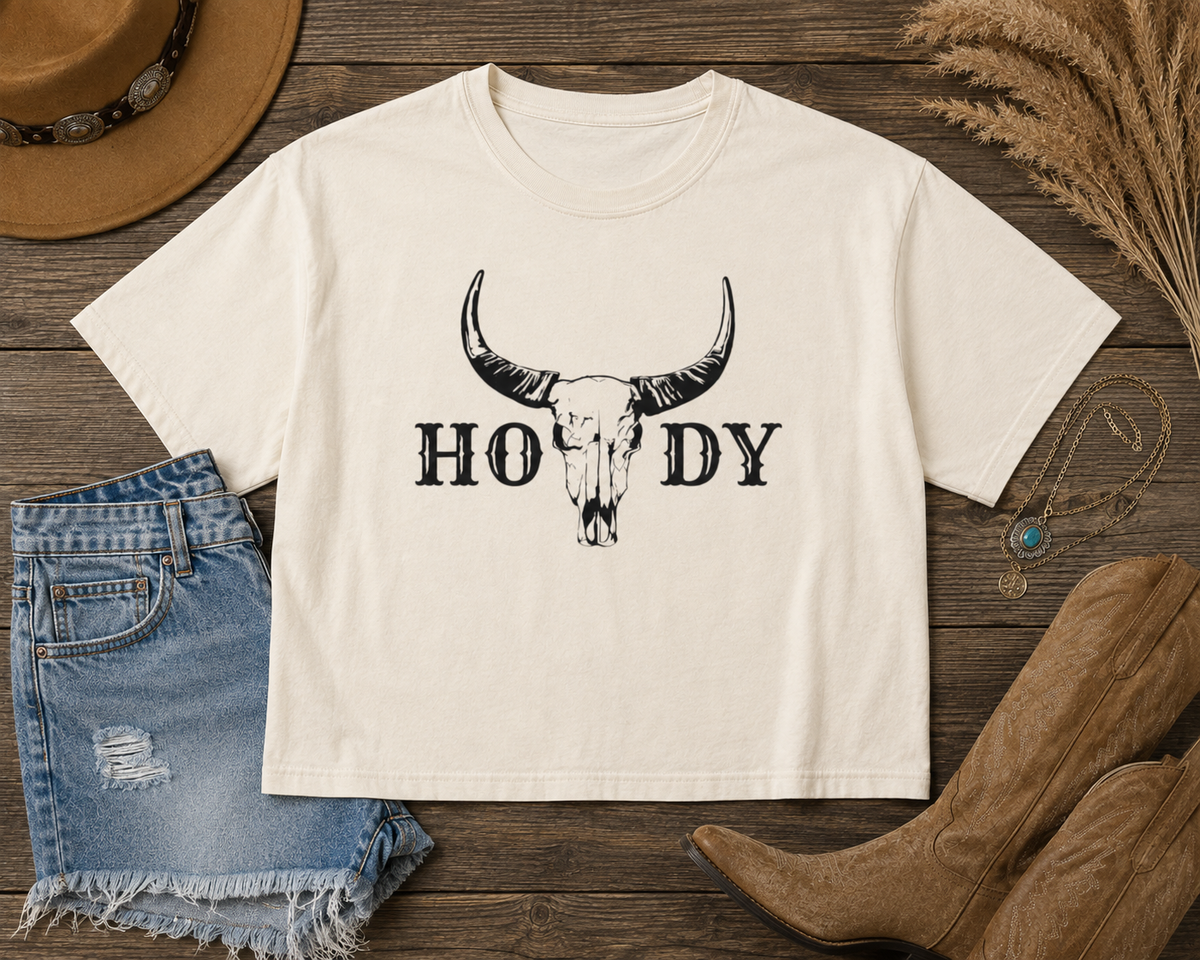 Howdy Skull Crop Tee — Women's Western Boxy T‑Shirt